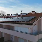 Palme 6 - Marcelli, Bilocale Con Doppio Giardino, Le Palme *