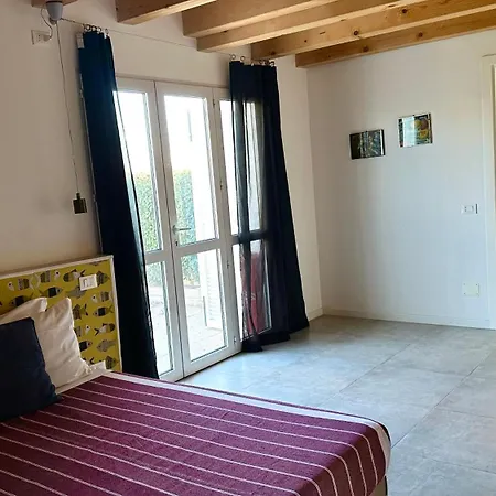 Palme 6 - Marcelli, Bilocale Con Doppio Giardino, Le Palme Daire
