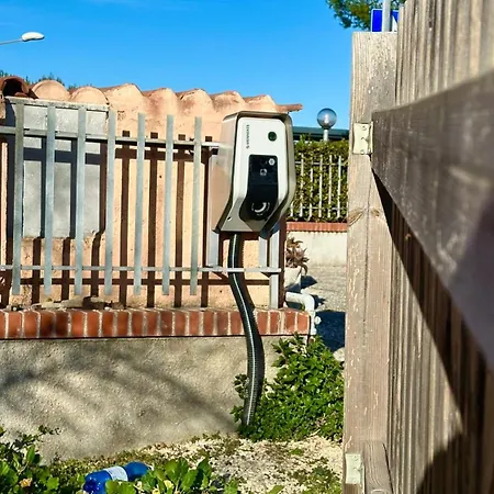 Apartment Palme 6 - Marcelli, Bilocale Con Doppio Giardino, Le Palme *