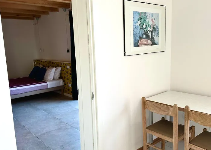 Palme 6 - Marcelli, Bilocale Con Doppio Giardino, Le Palme